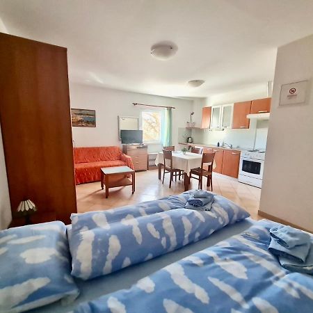 Apartments Spert Umag Luaran gambar